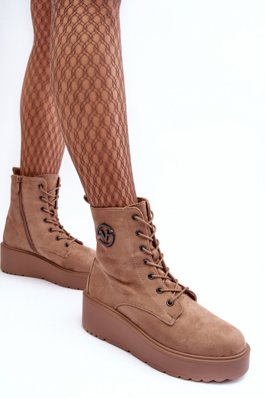 Seemisnahast kingad säärsaapad beeži värvi Lavica