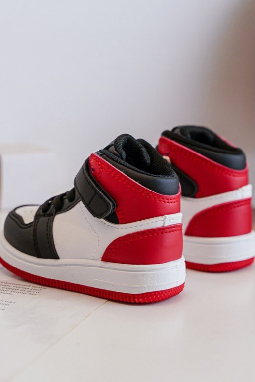 Laste spordijalatsid Valget-runased Teredite Laste spordijalatsid Valget-runased Teredite