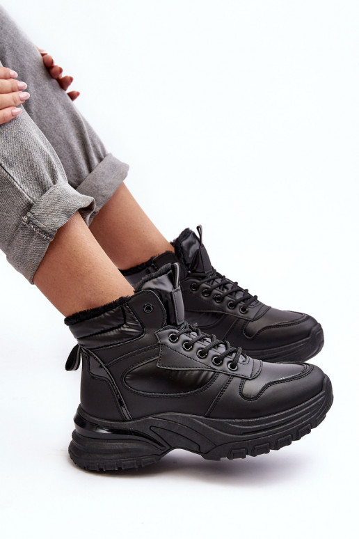 voodriga spordijalatsid nööritavad mustad Dejana voodriga spordijalatsid nööritavad mustad Dejana