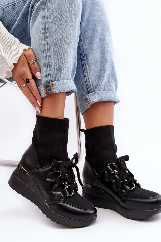 Naiste poolsaapad mustad Helladina