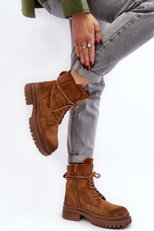 Pruuni värvi Narelona massiivse tallaga naiste saapad Pruuni värvi Narelona massiivse tallaga naiste saapad