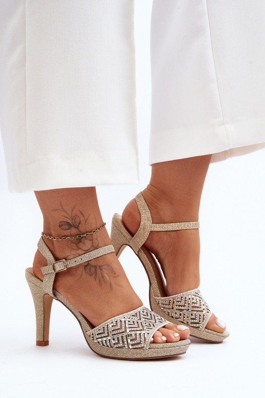 Kaunistustega Elegantsed kõrge kontsaga sandaalid D&A MR1038-44 Kuldset värvi