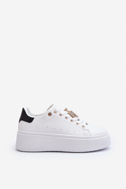 Sneakers tüüpi jalanõud kaunistustega valget värvi Celedria Sneakers tüüpi jalanõud kaunistustega valget värvi Celedria