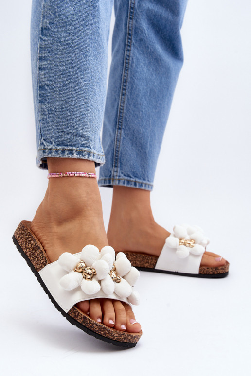 naiste plätud valget värvi Bunlia naiste plätud valget värvi Bunlia