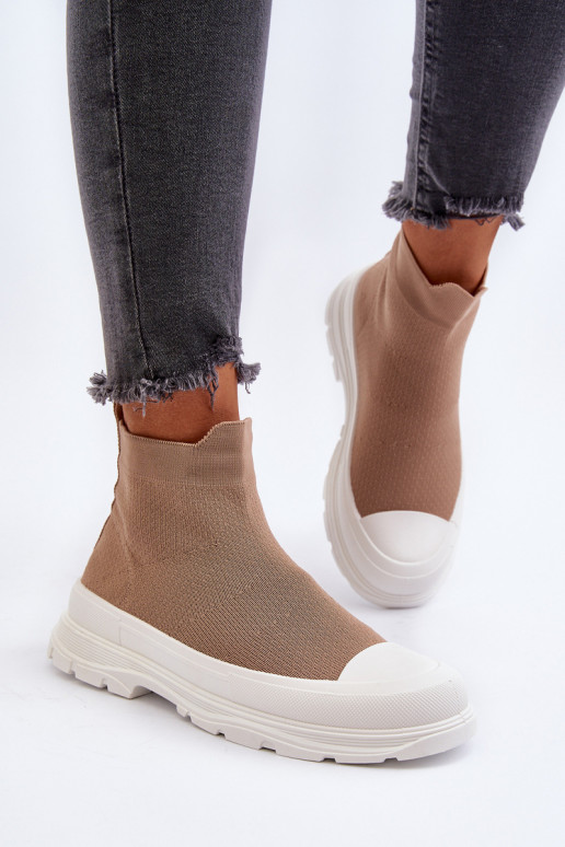 Naiste poolsaapad pruunid värvi Ilanae