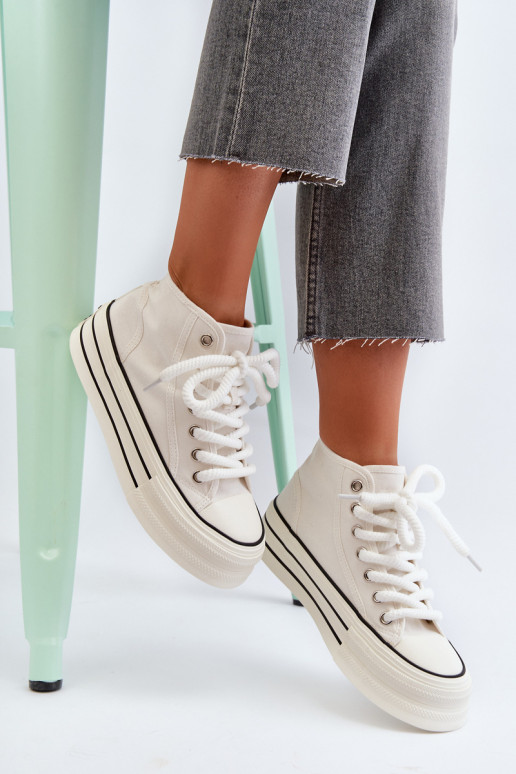 naiste saapad platvormiga valget värvi Aineri