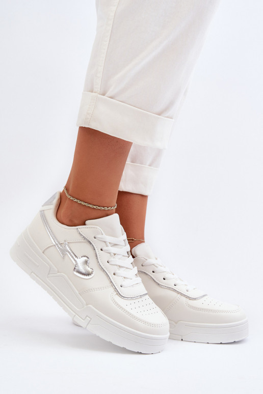 Sneakers tüüpi jalanõud platvormiga valget värvi Zeparine Sneakers tüüpi jalanõud platvormiga valget värvi Zeparine