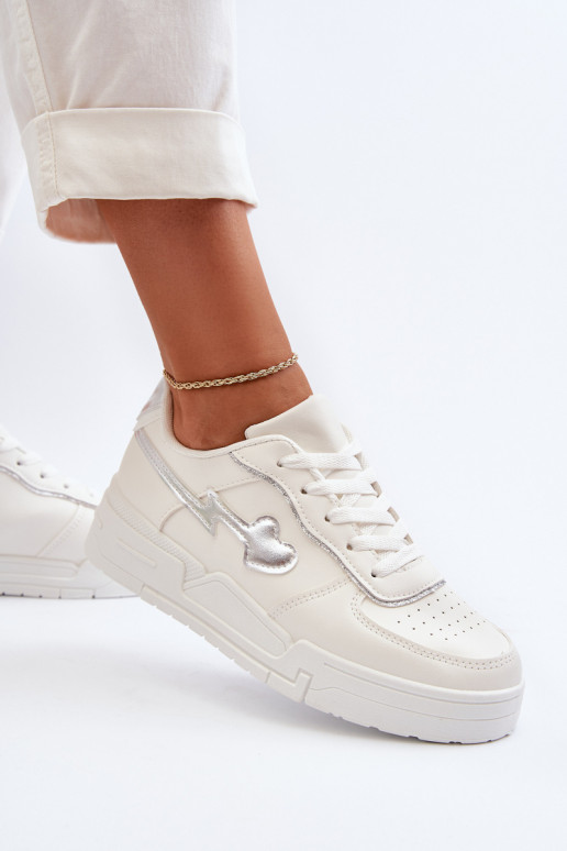 Sneakers tüüpi jalanõud platvormiga valget värvi Zeparine Sneakers tüüpi jalanõud platvormiga valget värvi Zeparine