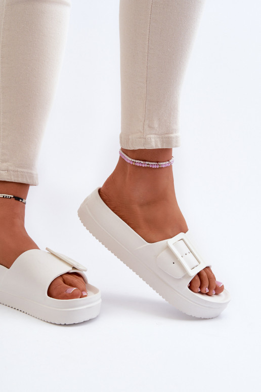 Kerged sussid platvormiga neetide ja pandlaga Big Star NN274A661 valget värvi