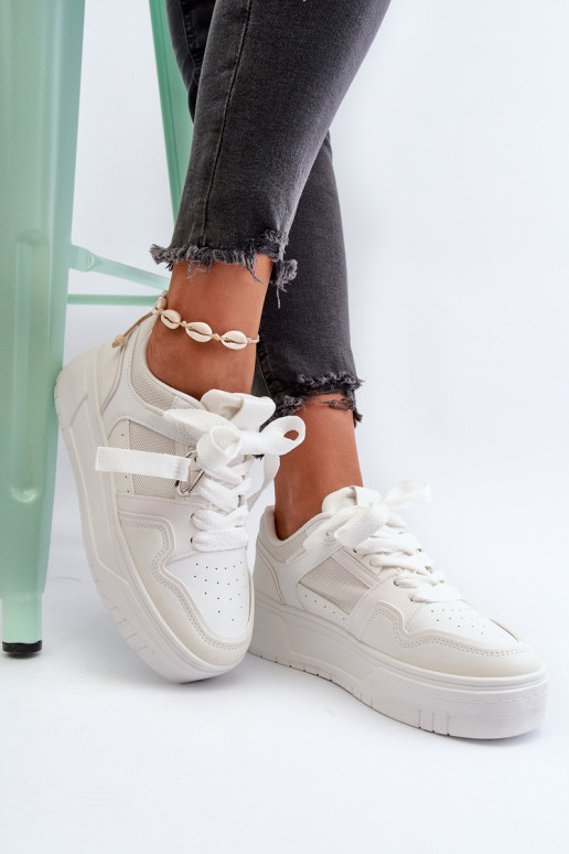 Sneakers tüüpi jalanõud platvormiga eko-nahast valget värvi Moun