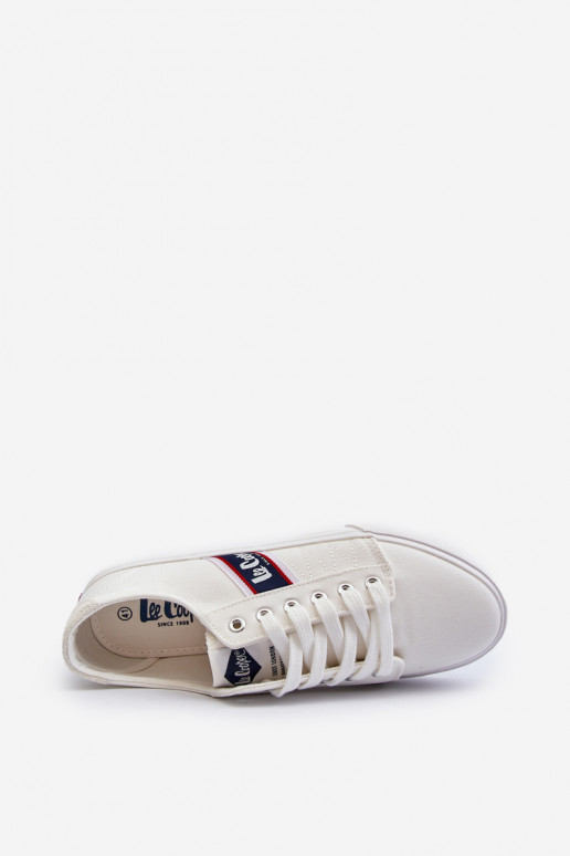 Tavalised meeste jalanõud Lee Cooper LCW-24-02-2143 valget värvi Tavalised meeste jalanõud Lee Cooper LCW-24-02-2143 valget värvi