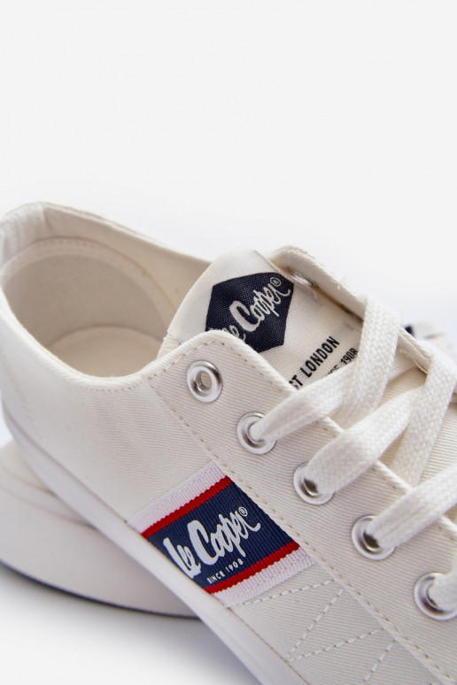 Tavalised meeste jalanõud Lee Cooper LCW-24-02-2143 valget värvi Tavalised meeste jalanõud Lee Cooper LCW-24-02-2143 valget värvi