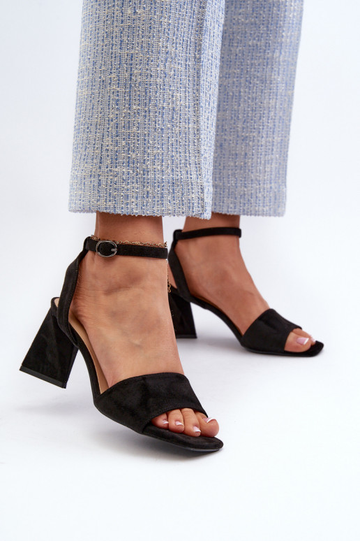 Naiste kõrge kontsaga sandaalid Eco Suede Black Upttima materjalist