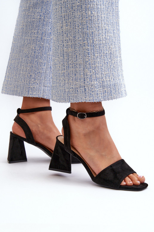 Naistesandaalid kõrge jämeda kontsaga Z u Must Upttima