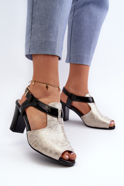 Naistesandaalid eko-nahast Kuldset värvi-Must Queenmarie