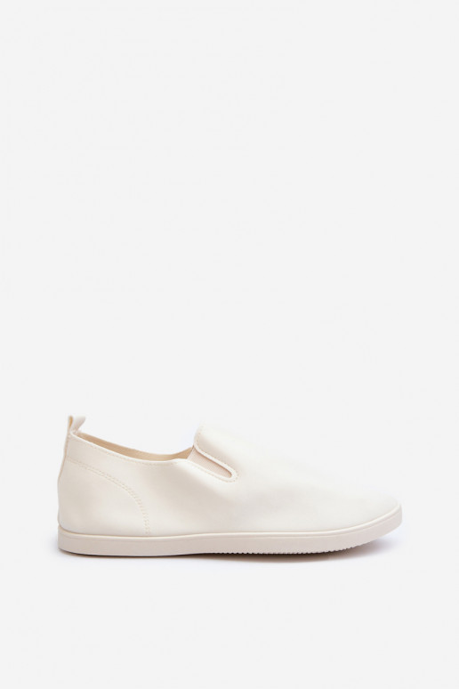 Spordijalatsid vabaaja jalanõud Slip-On beeži värvi Lovinia  Spordijalatsid vabaaja jalanõud Slip-On beeži värvi Lovinia