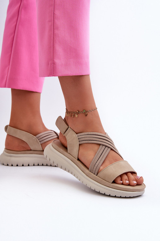   Mugavad sandaalid krõpsudega kinnitatav beeži värvi Ceclea