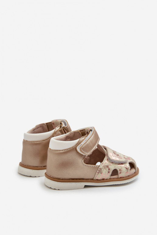 Laste jalanõud  sandaalid krõpsudega kinnitatav Kuldset värvi Maellita Laste jalanõud  sandaalid krõpsudega kinnitatav Kuldset värvi Maellita