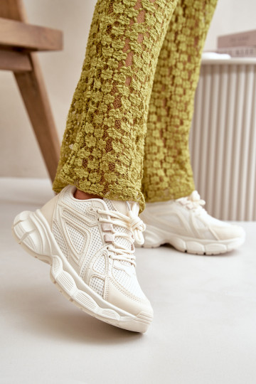 spordijalatsid  tüüpi jalanõud  beeži värvi Timoci