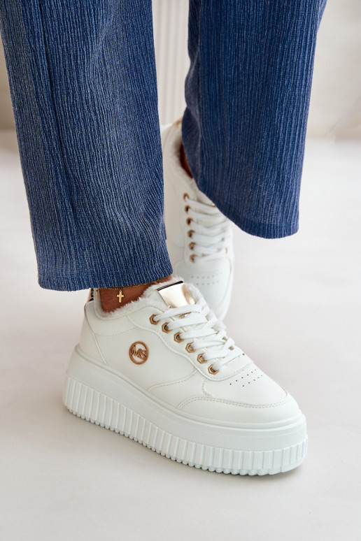 Sneakers tüüpi jalanõud spordijalatsid Pealiste omad voodriga Sellel onssiivsel tallal valget värvi Ardiela