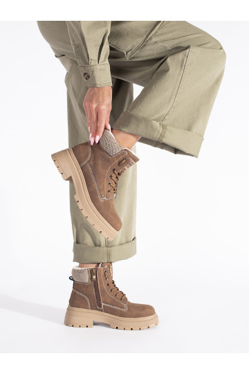 pruunid värvi  naiste kingad