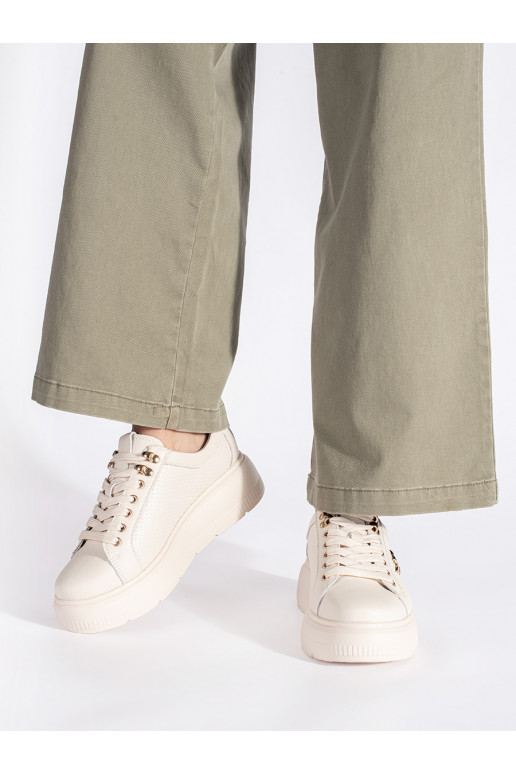    Naiste kingad platvormiga