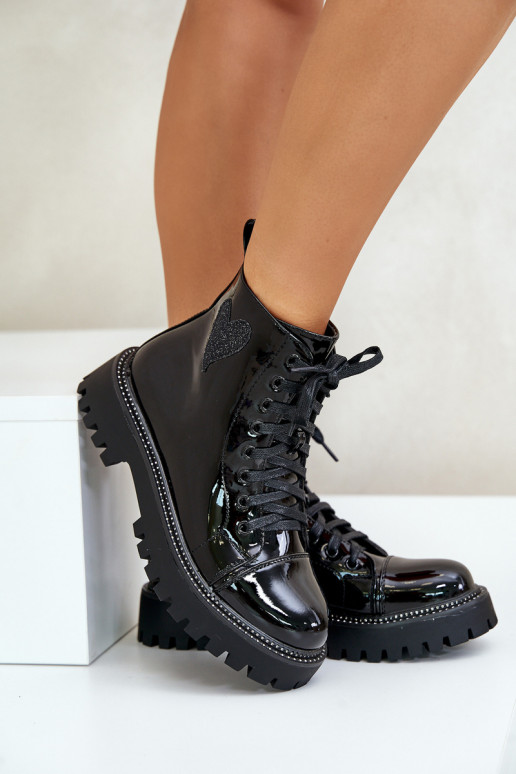 Laque Naiste poolsaapad   Heartsm Must Obeena Laque Naiste poolsaapad   Heartsm Must Obeena