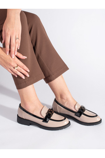 beeži värvi  naiste mokassiinid neetide ja pandlaga