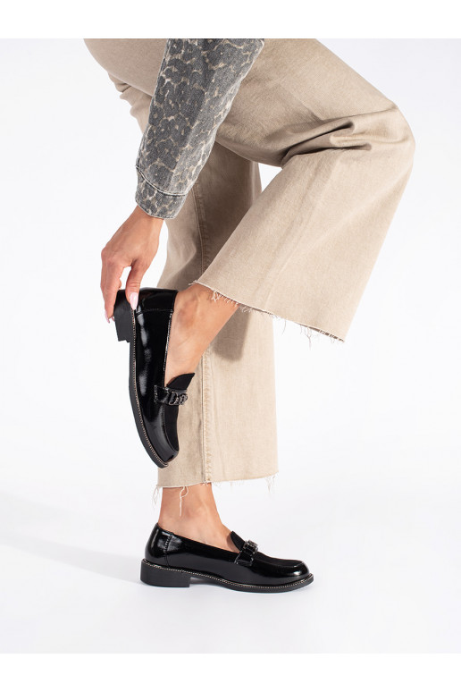 Must  naiste mokassiinid