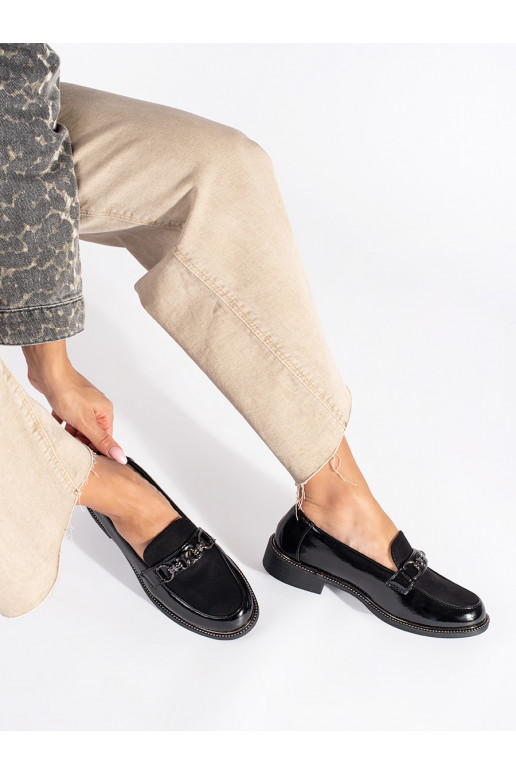 Must  naiste mokassiinid