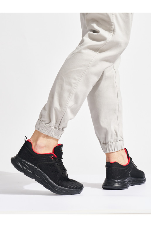  Mustad naiste kingad