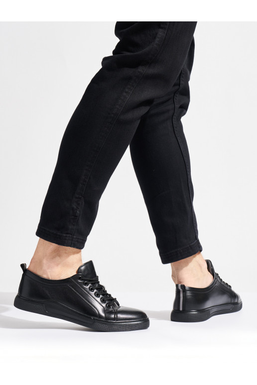  Mustad półnaiste kingad