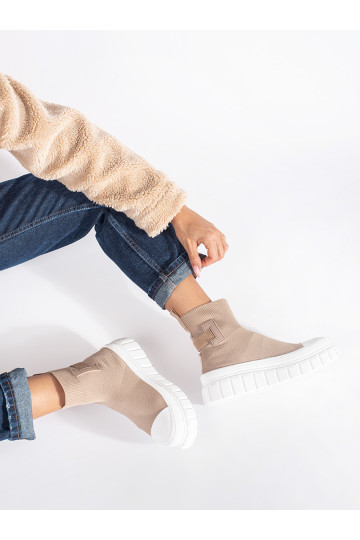 beeži värvi  kingad platvormiga 2