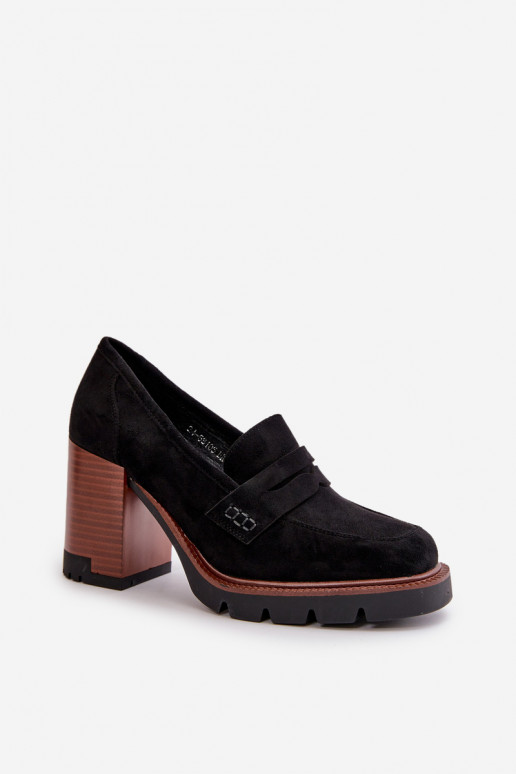 Naiste kõrge kontsaga kingad... Naiste kõrge kontsaga kingad...