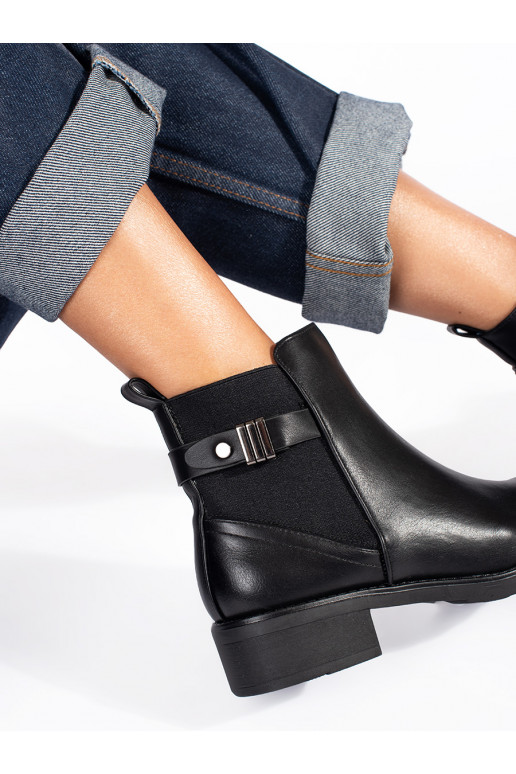 Must  Naiste saapad  Must  Naiste saapad