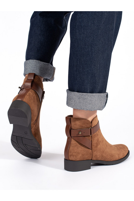 pruunid värvi  naiste saapad