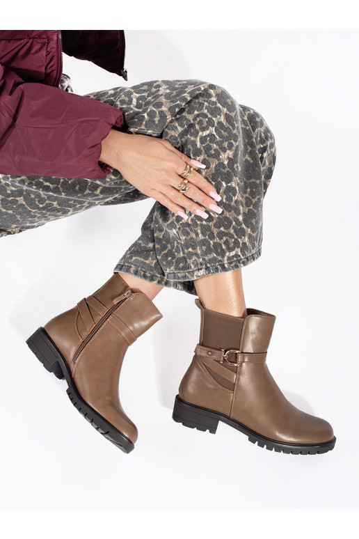 pruunid värvi  naiste saapad