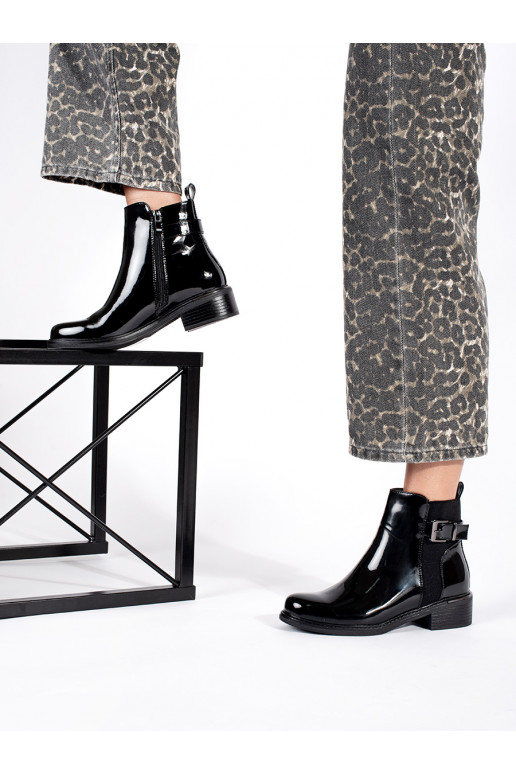 Laque Mustad  Naiste saapad