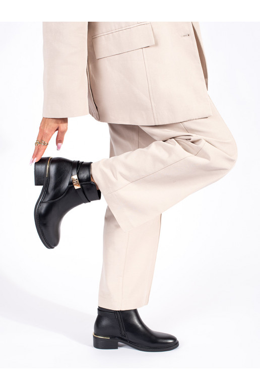 Must naiste saapad ze mi elementami