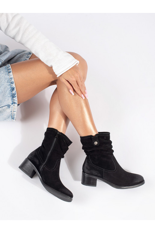 Must   naiste saapad Sergio Leone Must   naiste saapad Sergio Leone