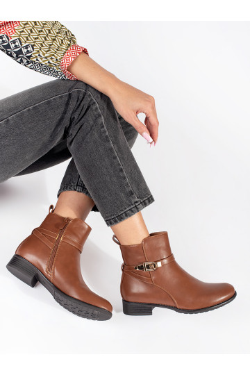 pruunid värvi naiste saapad   2