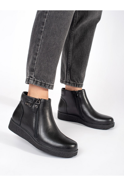 Must    lumesaapad  Sergio Leone Must    lumesaapad  Sergio Leone