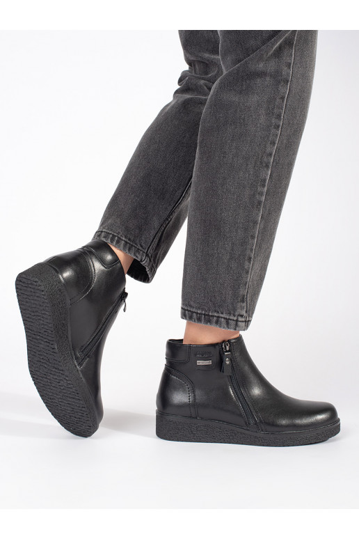 Must    lumesaapad  Sergio Leone Must    lumesaapad  Sergio Leone