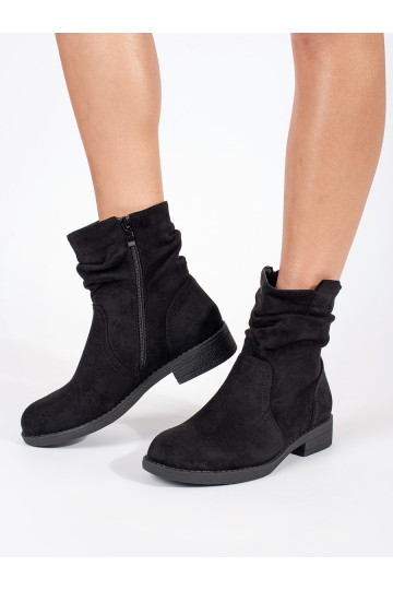 Must  naiste saapad 2