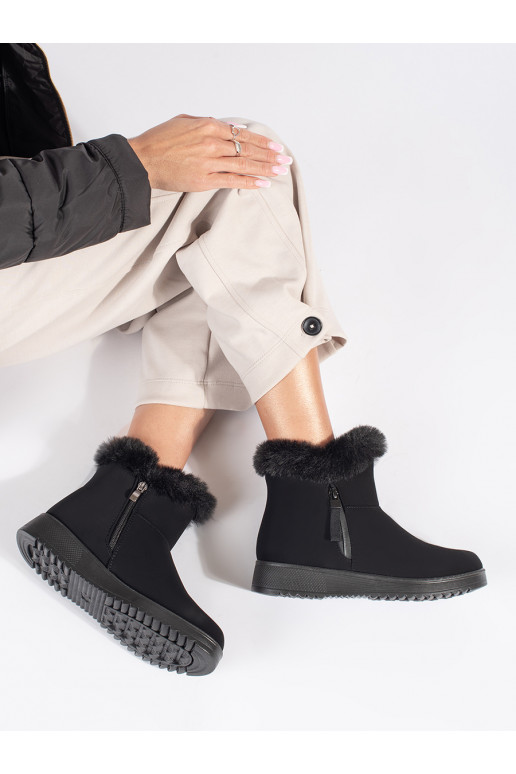 Must   naiste saapad karusnahaga