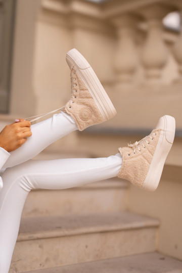 voodriga naiste saapad karusnahaga Typu Baranek Big Star OO274A444 beeži värvi 2