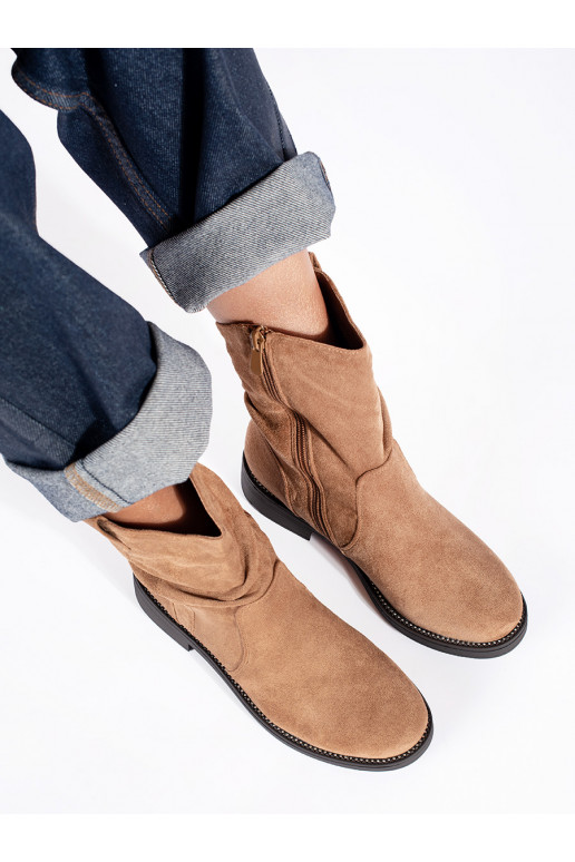 beeži värvi    beeži värvi