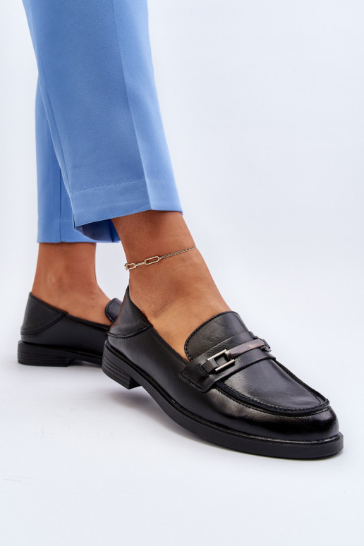 Naiste loafers must Nurea