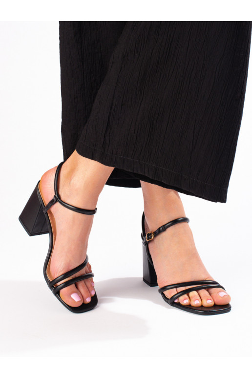sandaalid Vinceza Mustad