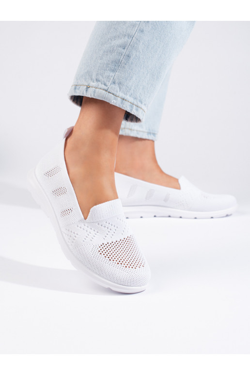 valget värvi  slip on  valget värvi  slip on